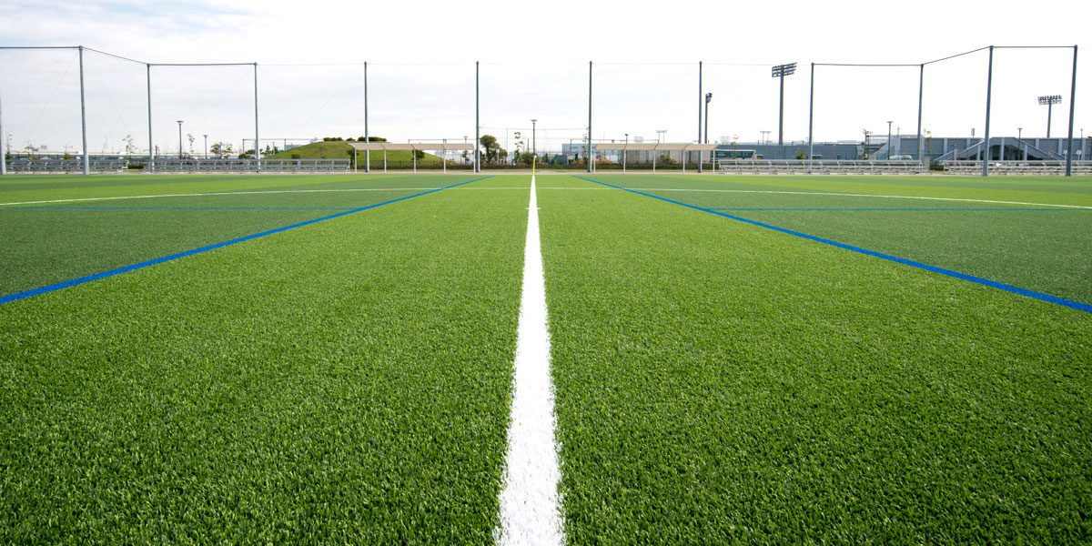 Artificial turf field (With seat)